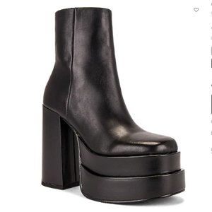 Steve Madden Cobra Platform Boot, Black, Women's Size 6